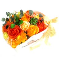 Seifenblumenbouquet in Korb - orange