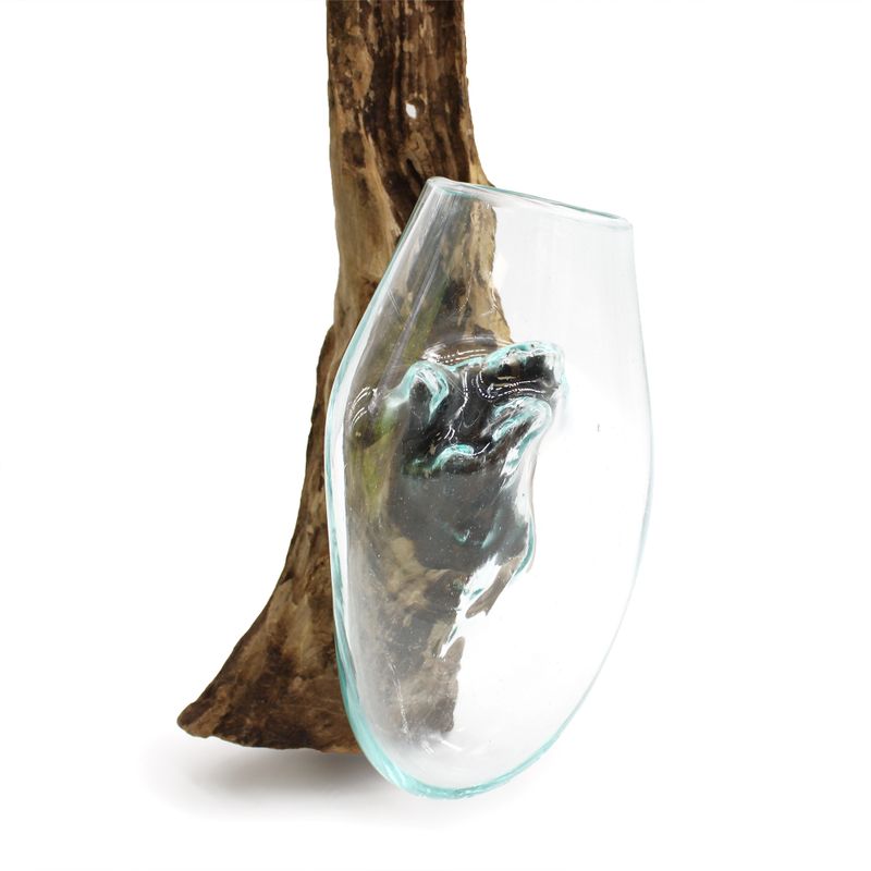 Geschmolzenes Glas auf Holz - hängenden Schüssel