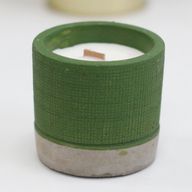 Sojawachskerze mit Holzdocht - Seemoos & Kräuter