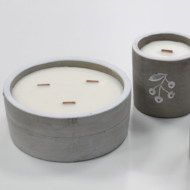 Sojawachskerze mit Holzdocht - Wacholder & Süßer Gin