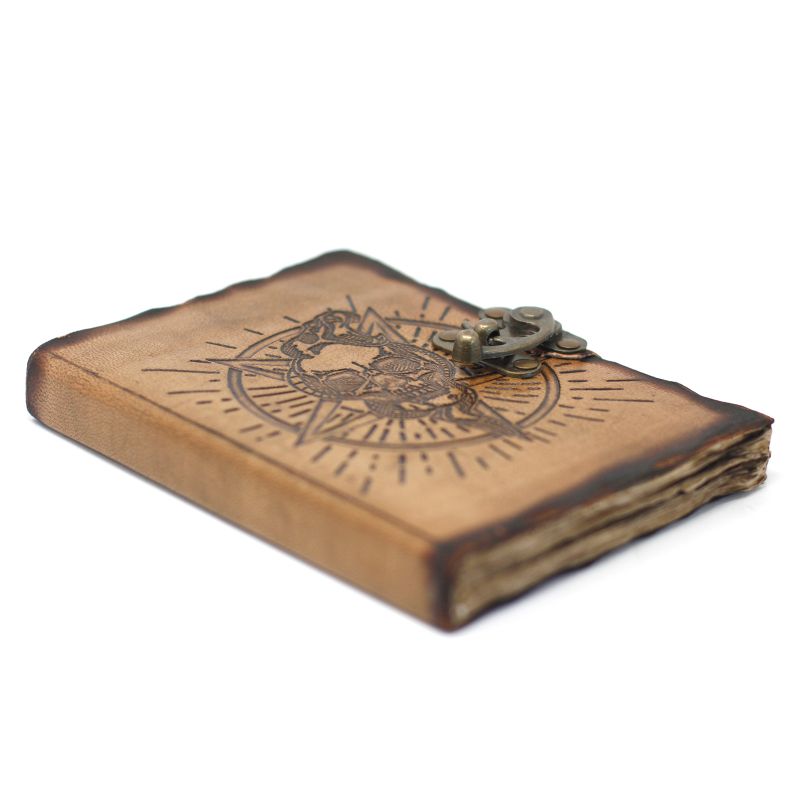 Ledernotizbuch - Pentagramm & Totenkopf (18x13 cm)