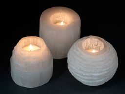 Kerzenhalter aus Selenit "Zylinder" 8 cm