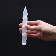Selenit-Spiralstäbe - 16 cm (Spitze auf einer Seite)
