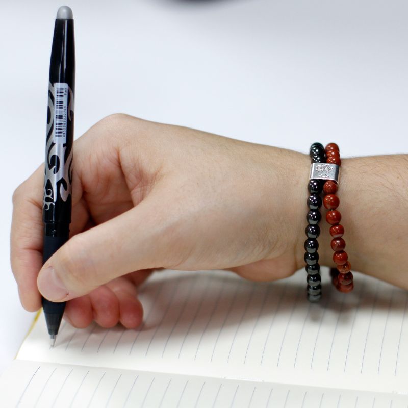 Magnetisches Edelsteinarmband- Roter Stein