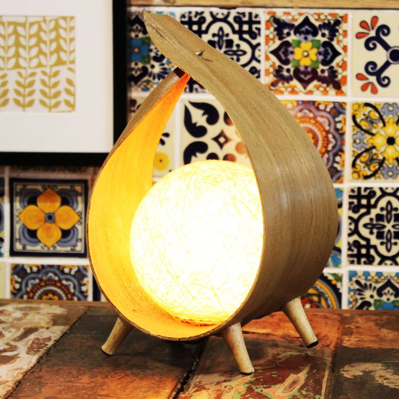 Natürliche Kokosnusslampe - Natürliche