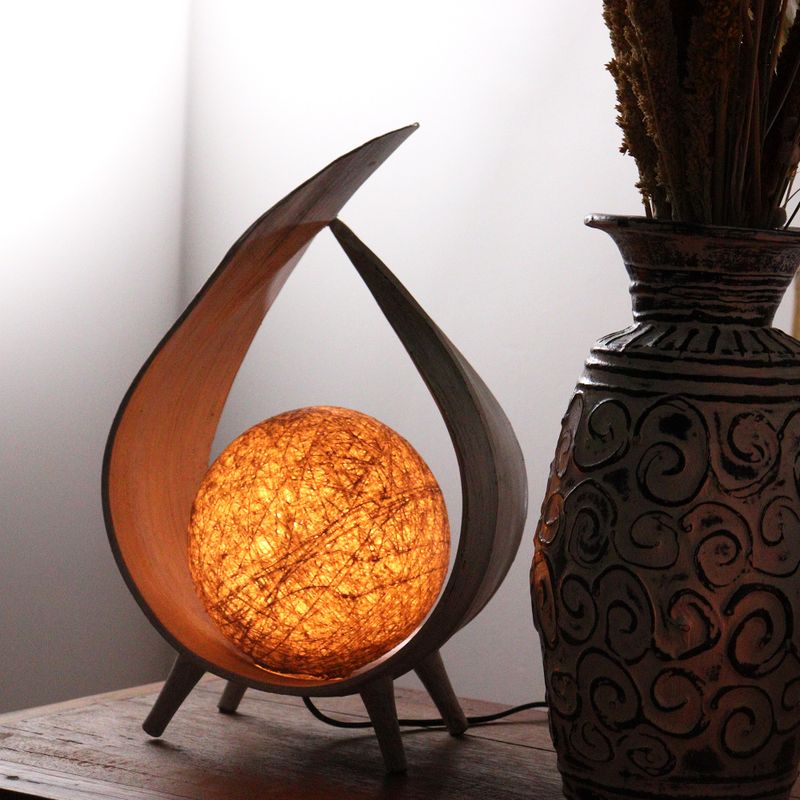 Natürliche Kokosnusslampe - Natürliche