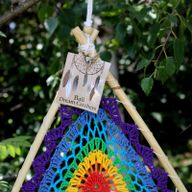 Bali-Traumfänger - Mittlere bunte Pyramide
