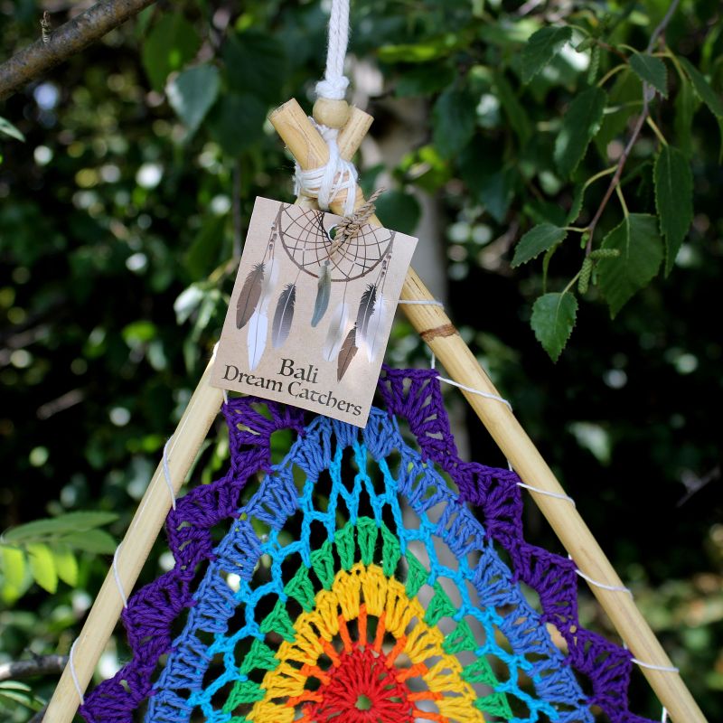Bali-Traumfänger - Mittlere bunte Pyramide