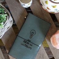 Handgemachtes Ledertagebuch - Blume des Lebens - Grün (80 Seiten)