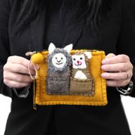 Filzbeutel mit Fingerpuppen 'Bär & Schaf'