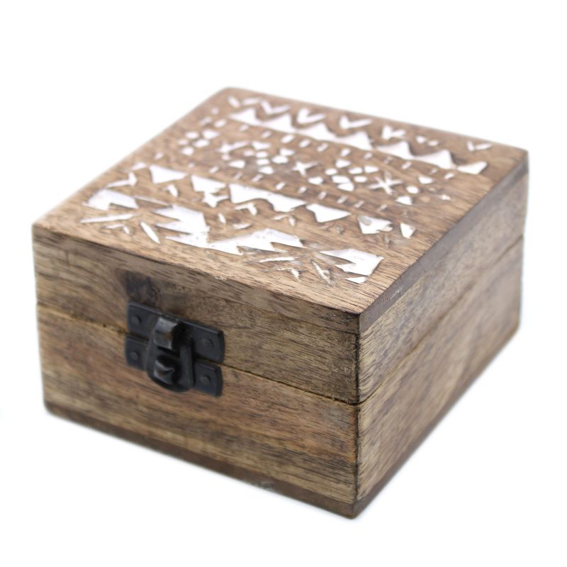 Holzbox weissgewaschen - 4x4 Slawisches Design