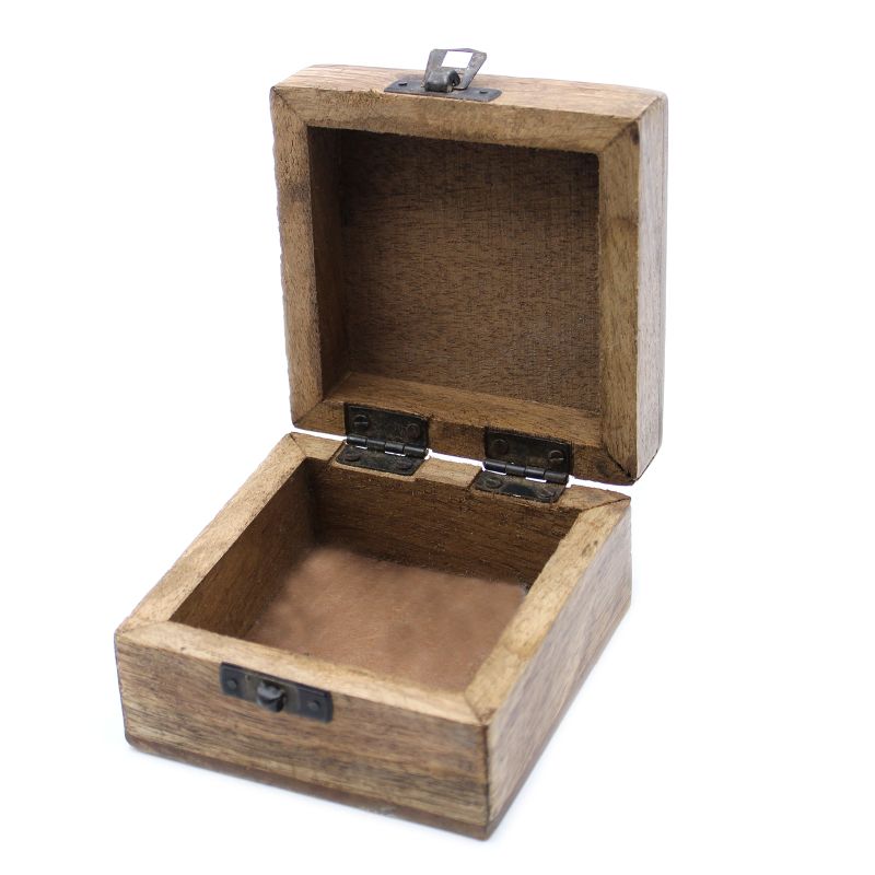 Holzbox weissgewaschen - 4x4 Slawisches Design