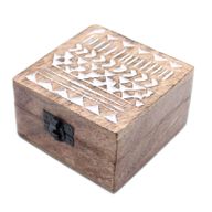 Holzbox weissgewaschen - 4x4 Aztekisches Design
