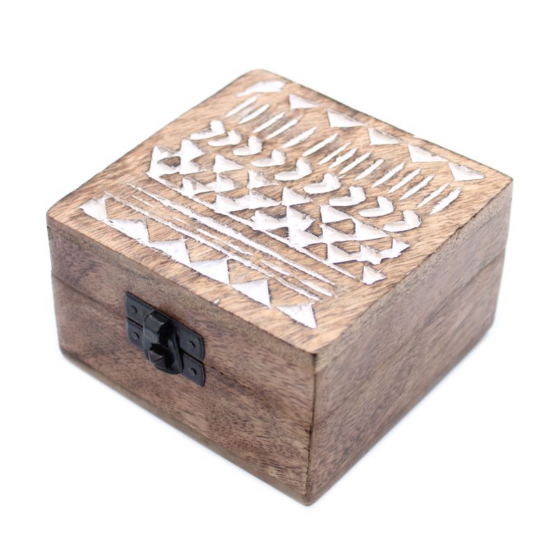 Holzbox weissgewaschen - 4x4 Aztekisches Design