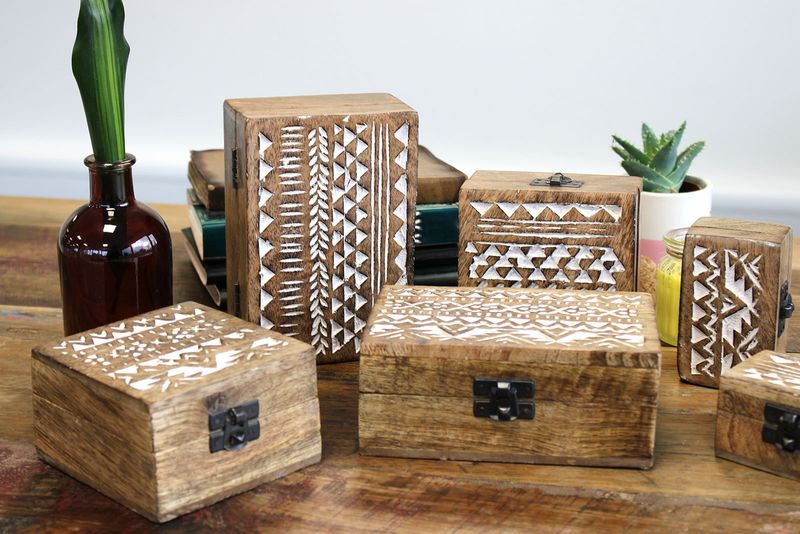 Holzbox weissgewaschen - 6x4 Aztekisches Design