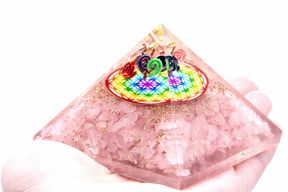 Orgonite Pyramide 'Rainbow Flower of Life' 70 mm