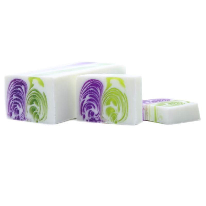 Handgemachte Seife 1.2kg - Brombeere