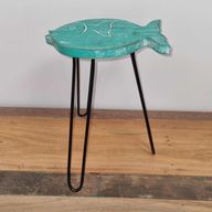 Pflanzenständer aus Albesia  Holz -Türkis-Fisch