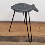 Pflanzenständer aus Albesia Holz - Graugewaschen-Fisch