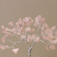 Edelsteinbaum mit Orgonitbasis – 80 Steine ​​– Rosenquarz