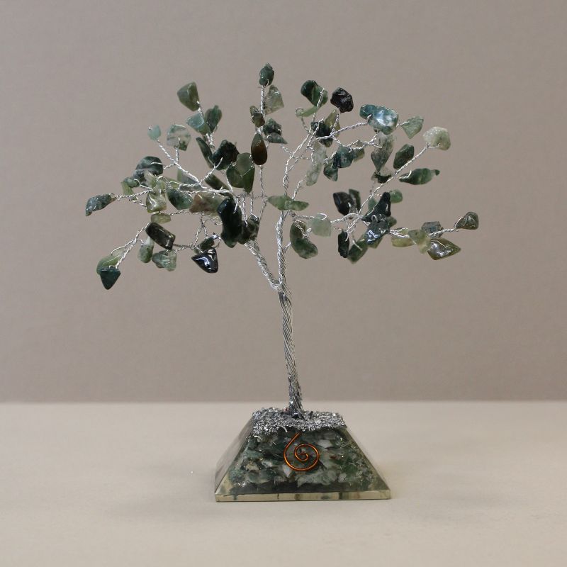 Edelsteinbaum mit Orgonit-Basis - 80 Steine - Moosachat