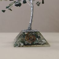 Edelsteinbaum mit Orgonitbasis – 160 Steine ​​– Moosachat
