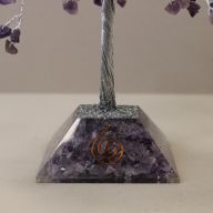 Edelsteinbaum mit Orgonitbasis – 320 Steine ​​– Amethyst