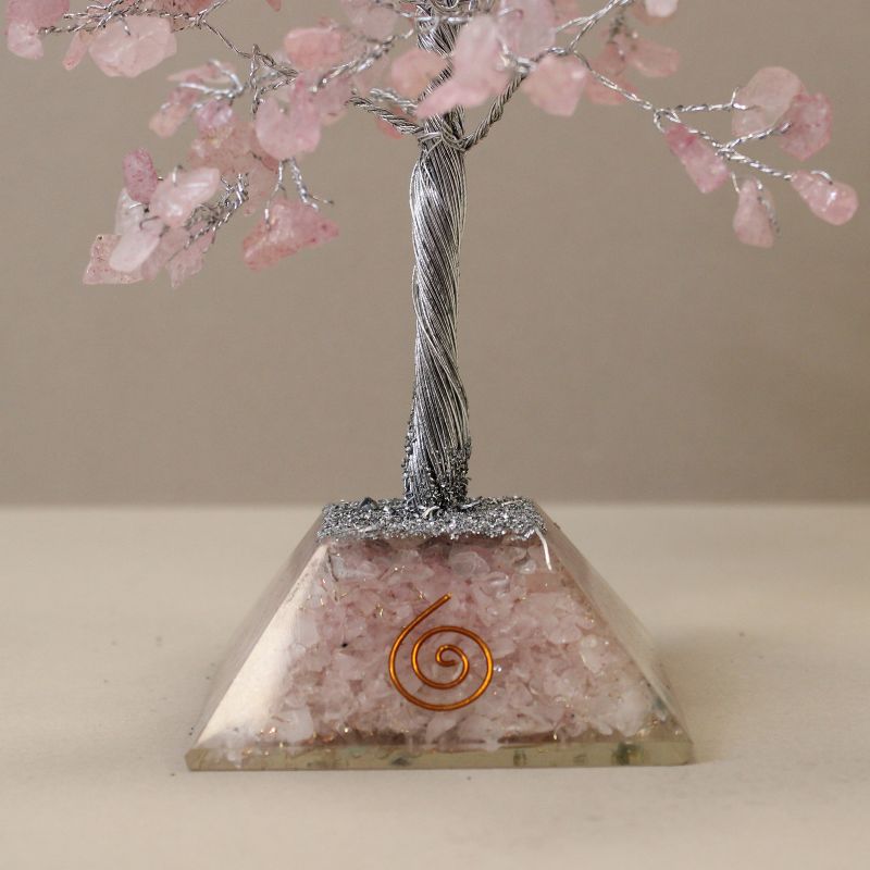 Edelsteinbaum mit Orgonit-Basis - 320 Steine - Rosenquarz