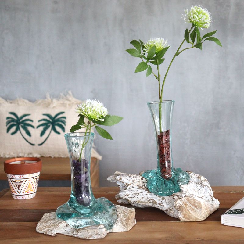 Geschmolzenes Glas auf getünchtem Holz - Vase - Medium