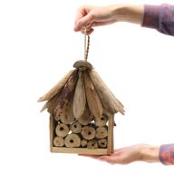 Bienen- und Insektenhäuschen aus Treibholz