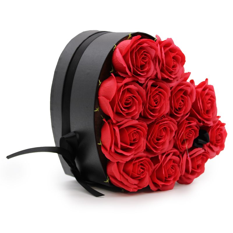 Seifenblumen-Geschenk-Blumenstrauß- 13 Rote Rosen - Herz