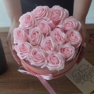 Seifenblumen-Geschenk-Blumenstrauß - 13 Rosa Rosen - Herz