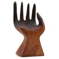 Geschnitzte Hand mit geschmolzener Glasschale