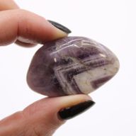 Mittlerer afrikanischer Trommelstein - Amethyst