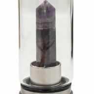 Glas-Wasserflasche mit Kristallinfusion - Beruhigender Amethyst - Obelisk