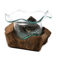 Geschmolzenes Glas Fancy Sweet Bowl auf Holz