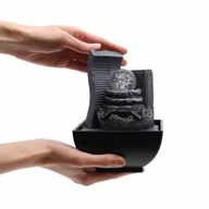 Tischwasserspiel – 18 cm – kaskadierende Felsformation