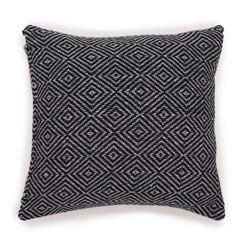 Klassischer Kissenbezug – Maze Black – 40 x 40 cm