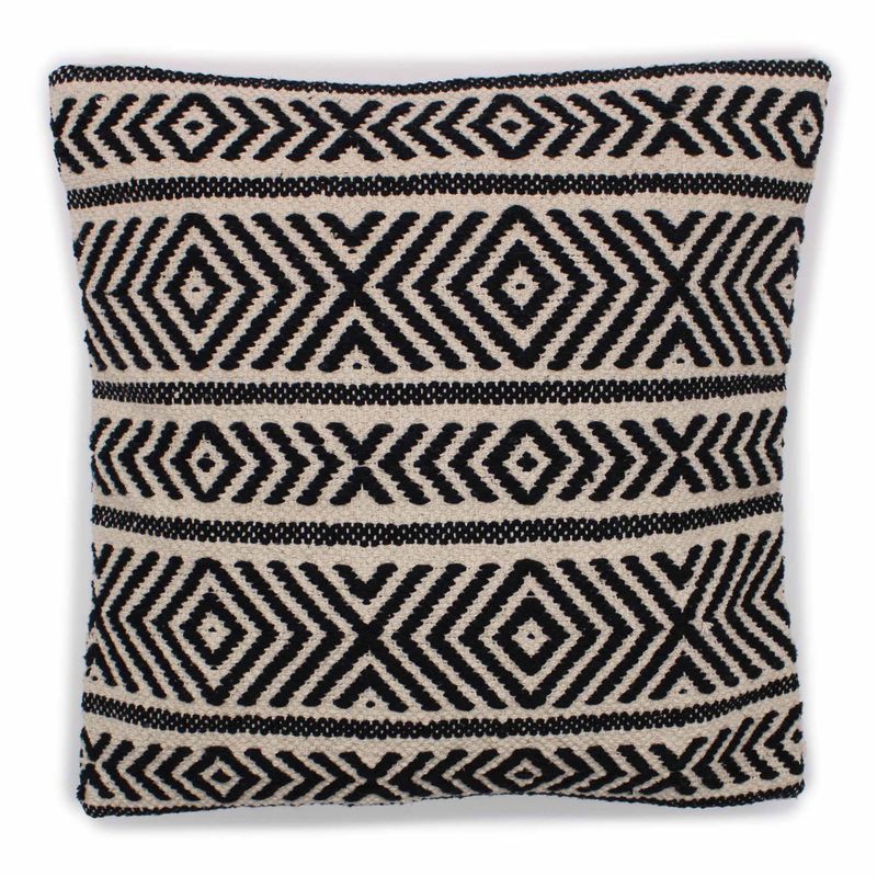 Klassischer Kissenbezug – Tribal-Design – 45 x 45 cm