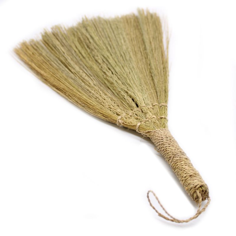 Set 4 - Pampas Fan Broom - Natural mixed sizes