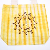 Batik-Baumwollbeutel (6 Unzen) – 38 x 42 x 12 cm – Namaste-Hände – Gelb – natürlicher Griff