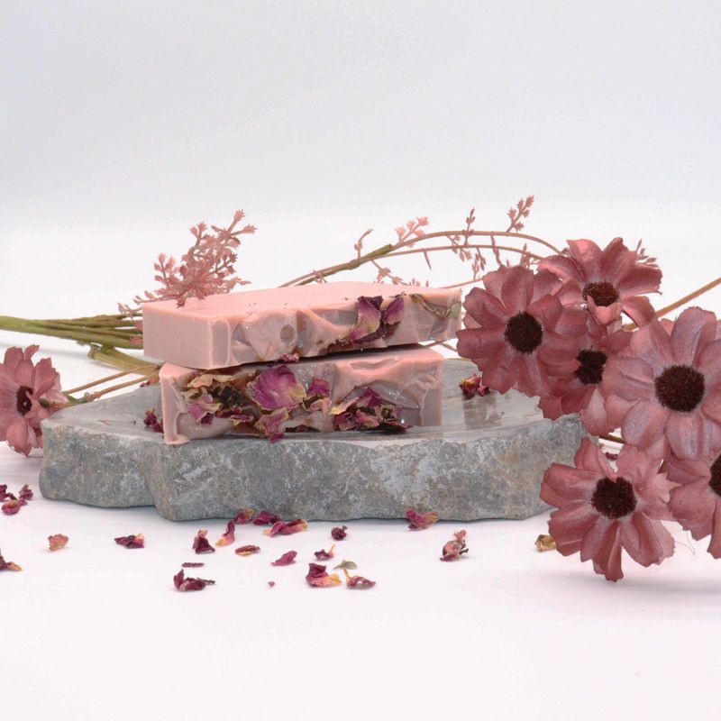 Geschnittener Seifenlaib (13 Stück) – Rose und Vanille