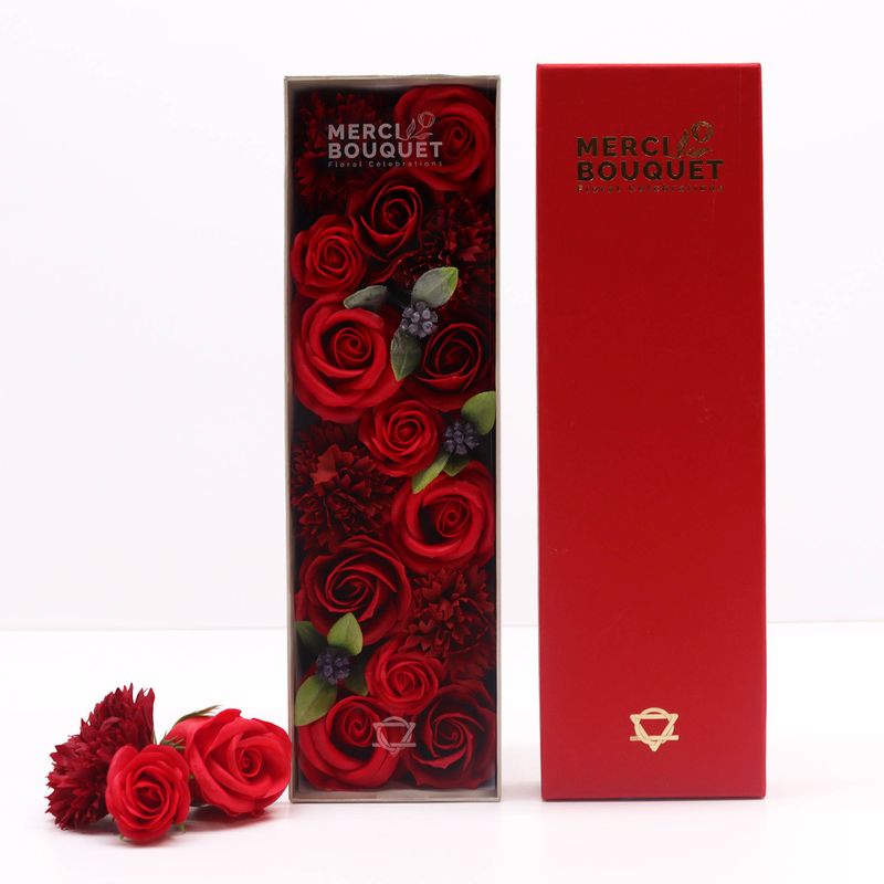 Lange Box – klassische rote Rosen