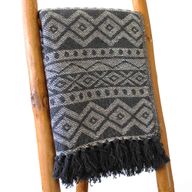 Boho-Komfortüberwürfe – 125 x 150 cm  – grau geometrisch