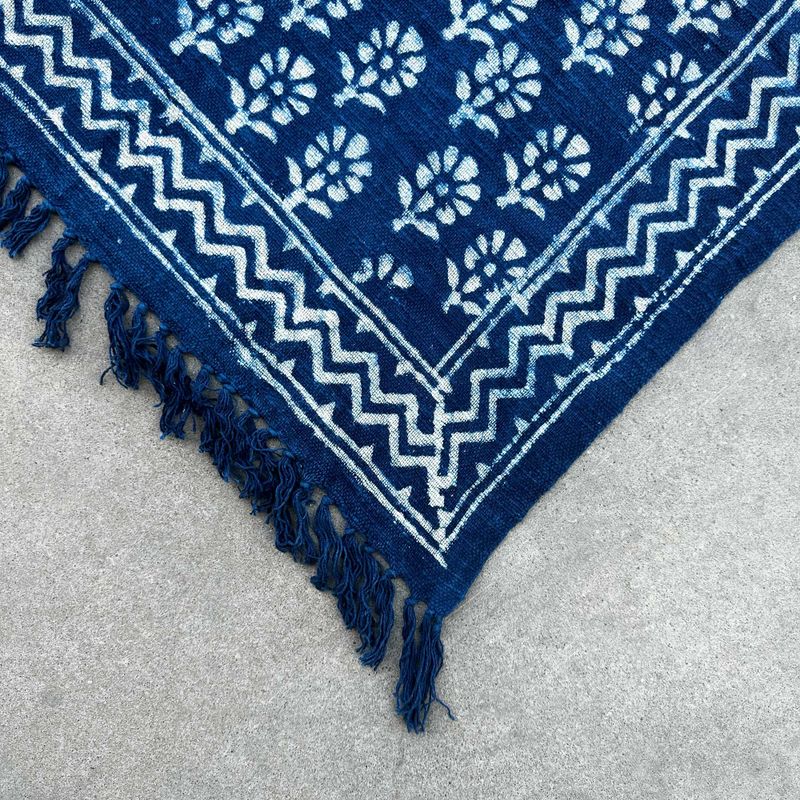 Handgefertigter Indigo-Überwurf- 170x120cm - Chhota-Blume