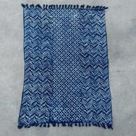Handgefertigter Indigo-Überwurf - 170x120cm - Namoona-Wellen