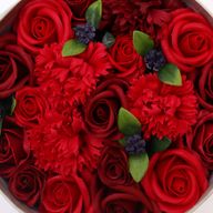 Runde Box – klassische rote Rosen