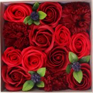 Quadratische Box – klassische rote Rosen