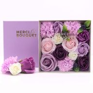 Quadratische Box – Lavendelrose und Nelke
