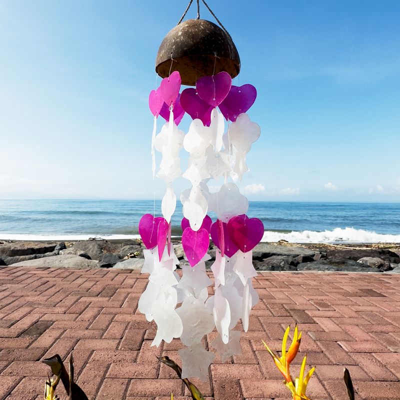 Windspiele aus Kokosnuss und Capiz – Rosa und Weiß, gemischte Formen – 35 cm